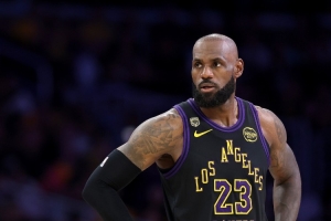 NBA76人vs雄鹿_NBA76人vs雄鹿全部赛程直播_NBA76人vs雄鹿免费高清回放